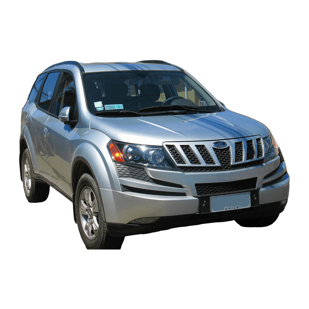 Mahindra XUV500 car service